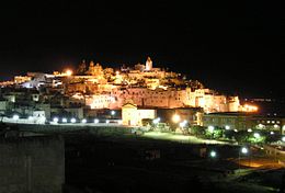 ostuni la nuit