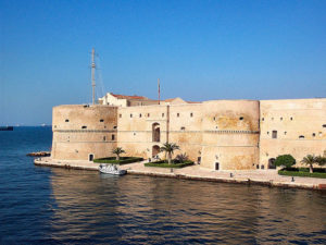 taranto, chateau aragonais, pouilles