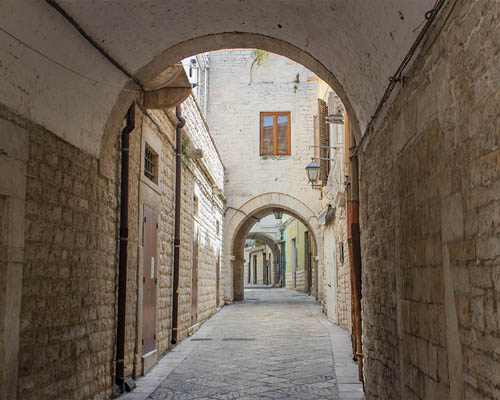 pouilles, trani, vieille ville, centre historique