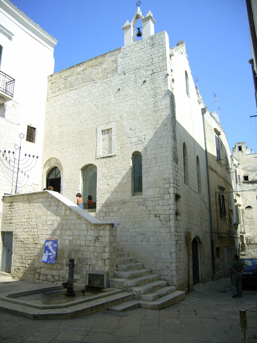 pouilles, trani, synagogue
